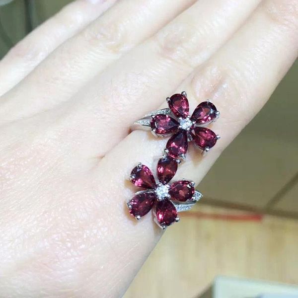 Кластерные кольца роскошный цветок красный гранат драгоценный камень простой 925 серебряный серебряный серебряный украшение
