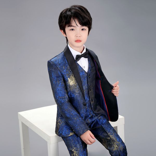 Suits Çocuk Resmi Elbise Takım Set Yakışıklı İngiliz Çiçek Boy Düğün Ev Sahibi Piyano Partu Kostüm Kids Blazer Yelek Pantolon Bowtie Kıyafet 230829