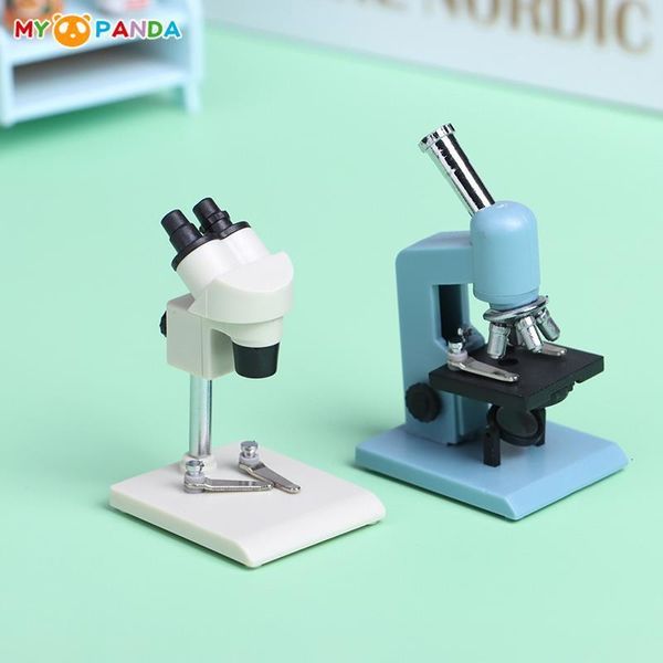 Accessori per casa delle bambole 1 pezzo 1 12 Microscopio in miniatura per casa delle bambole Attrezzatura da laboratorio Gioca a mini modello Sperimentale Scena Decor Toy 230830