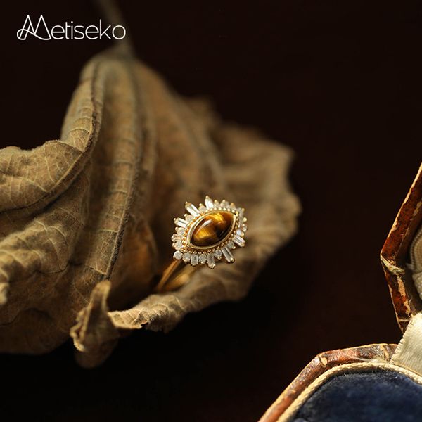 Fedi nuziali Metiseko Anello in argento sterling 925 con pietra occhio di tigre Placcato in oro 14 carati Zirconi cubici lucidi Stile retrò di corte di lusso per le donne 230830