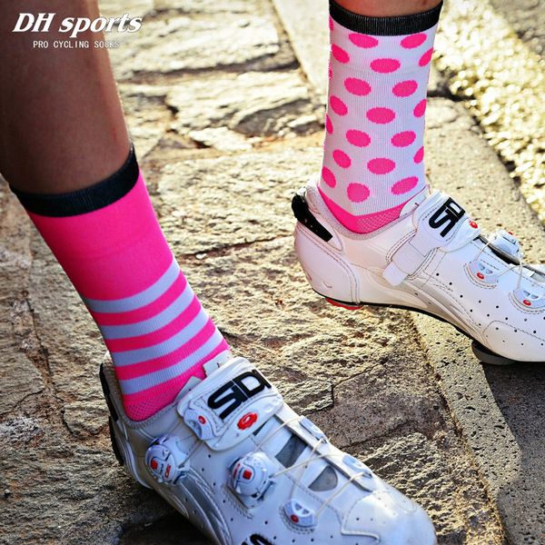 Esportes meias dh esportes profissional ciclismo proteger pés respirável wicking meia ao ar livre bicicleta de estrada náilon acessórios 230830