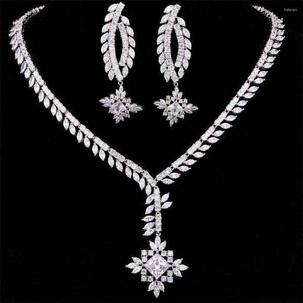 Collana Orecchini Set Vintage Deep V Cubic Zirconia Gioielli da festa da sera per le donne Clip di fidanzamento Regalo fidanzata CZL-6026