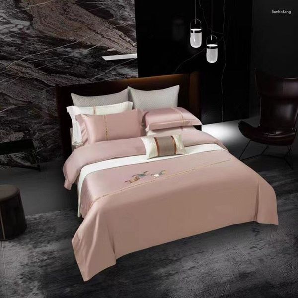 Set di biancheria da letto Set ricamo con copripiumino Lenzuolo Federa Tessili per la casa in cotone di lusso