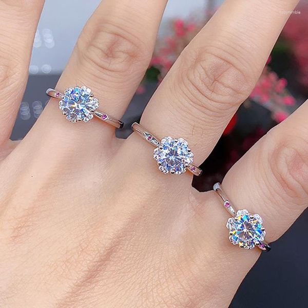 Sacchetti per gioielli Moissanite sintetica D-colore Diamante Otto cuori e frecce Anello classico a sei artigli con fiore femminile