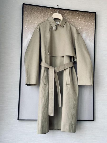 Damen-Trenchcoats, früher Herbst, klassischer Taillenbesatz, Mantel vorne, Cardigan-Design, chinesische Elemente