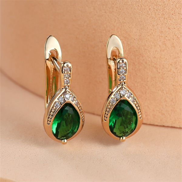 Stud Pear Cut Royal Azul Vermelho Rosa Preto Verde Pedra Brincos Para Mulheres Champagne Cor De Ouro Teardrop Zircon Casamento Jóias Presente 230830