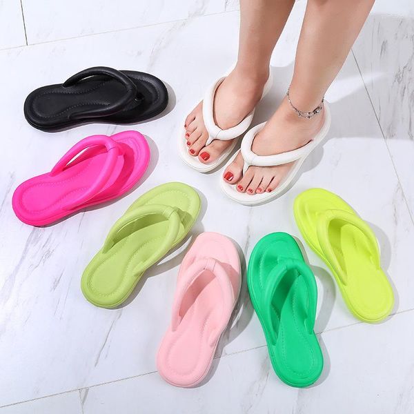 Chinelos femininos chinelos verão ao ar livre praia tanga sandálias para chuveiro multi cores antiderrapante macio clipe toe slides sapatos internos