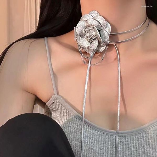 Pingente colares sliver longa corda corrente gargantilha flor no pescoço decoração y2k colar para mulheres pu rebite rosa jóias acessórios