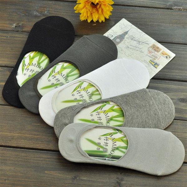 Мужские носки 5pairs/lot fashion man mens slippers твердые хлопковые кроссовки Невисимые каблуки