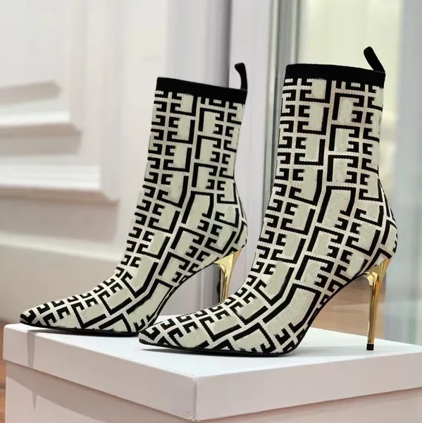 Вязаные бренды сапоги эластичная муха сплеть тонкая 10,5 см. Высокие каблуки женская модная обувь дизайнер ботинки Новые повседневные заостренные носки высококачественные фабричные обуви 35-41