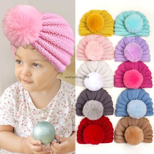 Nuovo Autunno Inverno Infantile Del Bambino Bambini Cappello Lavorato A Maglia di Colore Della Caramella Per Bambini Palla di Pelliccia Sintetica Cranio Berretti Berretti Turbante Paraorecchie Ragazze Cappelli Caldi 15 Colori