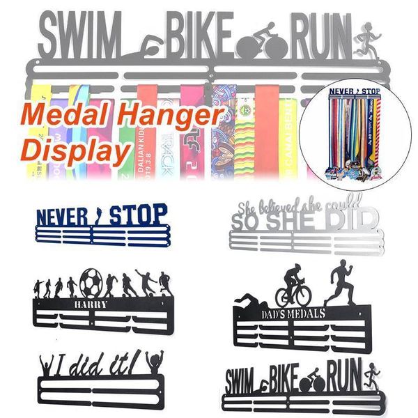 Ganci Binari Metallo Acciaio Medaglia Supporto da appendere Appendiabiti Staffa nera Ganci da parete Ferro Triathlon Corsa Sport Sfida Home Office Decor 230830