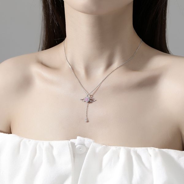 Sterling Silber Französisch Licht Luxus Neuer Stil Bewegliche Kleine Flügel Quaste Kragen Kette Verweilende Romantische Liebe Anhänger Halskette Ornament