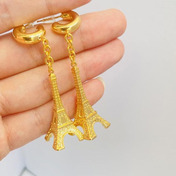 Orecchini pendenti Elegante Torre Eiffel di Parigi per donna Accessori per feste lunghi appesi di design placcati in oro 18 carati di lusso
