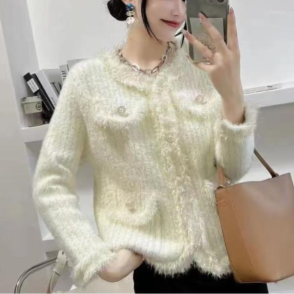 Kadın Ceketleri 2023 Sonbahar ve Kış Moda Kıyafet Örgü Püsküllü Ceket İmitasyonu Mink İnci Düğmeleri Saç Yaka Örgü Sweater