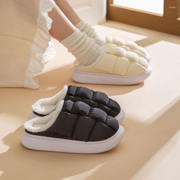 Slippers de moda compacta de moda para mulher, homem de pão de pão inverno quente plataforma espessa à prova d'água home ao ar livre