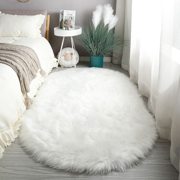 Tapetes Branco Faux Fur Área Tapetes Grande Oval Artificial Pele De Carneiro Cabelo Longo Tapete De Lã Fofo Tapete Macio Quarto Para Sala De Estar 230831