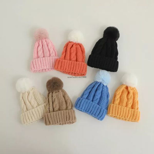 Nuovo Autunno Inverno Bambino Bambini Cappello lavorato a maglia Twist Palla di lana Berretto color caramella Bambini Berretti con teschio Paraorecchie Ragazzi Ragazze Cappelli caldi