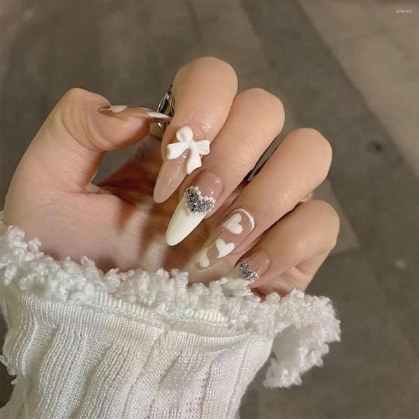 Unhas Falsas Branco Pêssego Puro Desejo Temperamento Gravata Borboleta Usando Produtos de Unhas Patches Removíveis