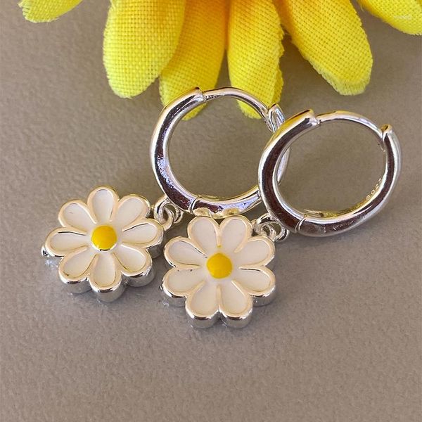 Baumeln Ohrringe Mode Gänseblümchen Blume Tropfen Anhänger Hoop Für Frauen Süße Koreanische Einfache Kleine Hängende Mädchen Party Schmuck Geschenk