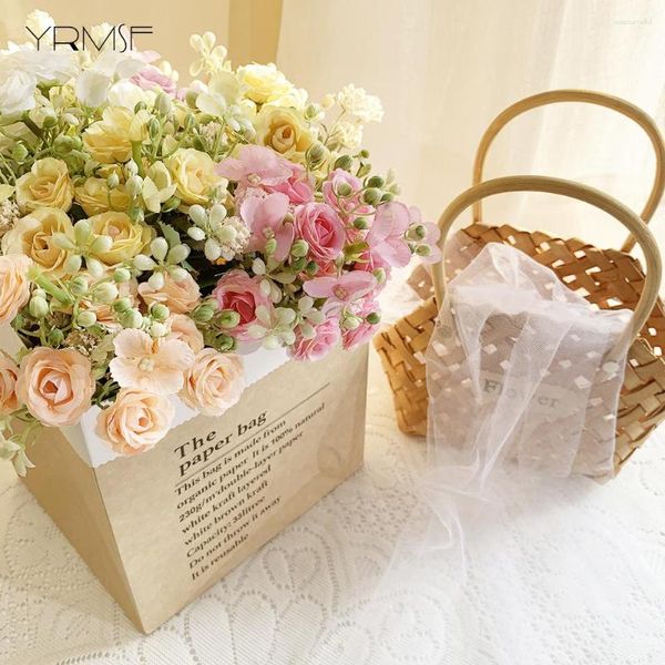 Dekorative Blumen Künstliche 15 Köpfe Mini Blumenstrauß Kleine Knospe Rose Seidenblume DIY Hochzeit Home Decor Blumengeschenke Po Requisiten