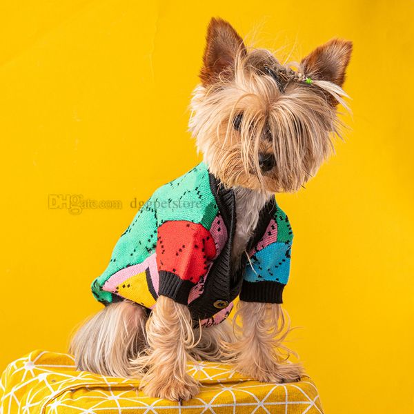 Abbigliamento per cani di marca Abbigliamento per cani di marca Maglioni per cani morbidi e ispessiti con motivo classico a lettera Maglione pullover per cani Maglieria Cappotto caldo per animali domestici per l'autunno inverno A811