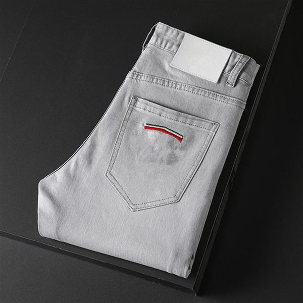 Mens Jeans Designer Verão Leve Estilo Logo Luxurys Famosa Marca Homens Lavados Design Casual Slim Stretch Skinny Jeans Straight238m