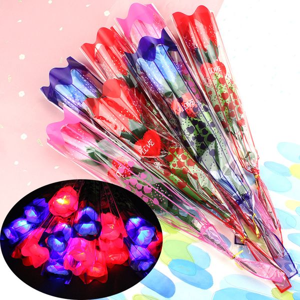 Valentinstag Party dekorative Blumen liefert LED bunte Stoff Rose Blume leuchtende blinkende Zauberstab Stick Dekoration Blumenstrauß Weihnachtsdekoration