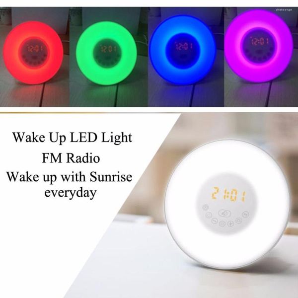 Lampade da tavolo 3 Plug Colorful Wake Up Digital LED Light Sveglia con lampada radio FM di simulazione dell'alba per la decorazione della camera da letto di casa