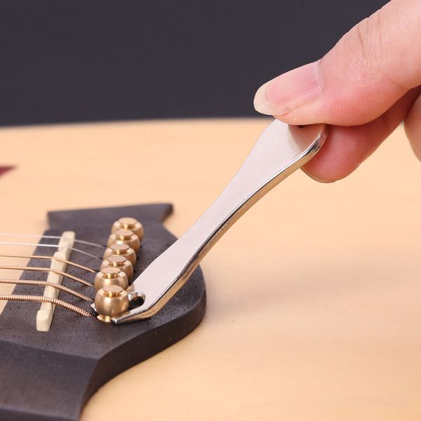 1 PZ Lega Chitarra Corda Peg Tirando Estrattore Ponte Spille Strumento di Rimozione Per Strumenti A Corda Parti di Chitarra Acustica Accessori