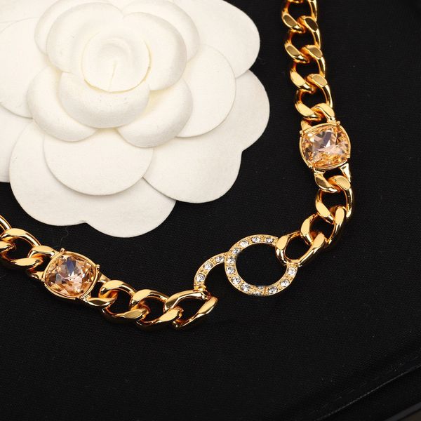 2023 Luxuriöse hochwertige Charm-Anhänger-Halskette mit glitzerndem Diamant und gelbem Kristallperlen-Armband mit Kastenstempel PS3908