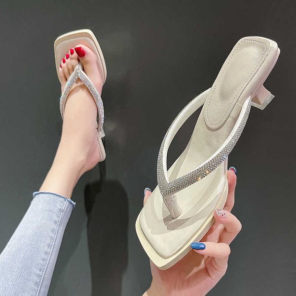 Terlik 2023 Glitter Rhinestone Slaytlar Kadınlar Parlak Düşük Topuk Mules Ayakkabı Moda Kare Toe Tepe Yaz Klip Sandalet Flip Flops Y2302