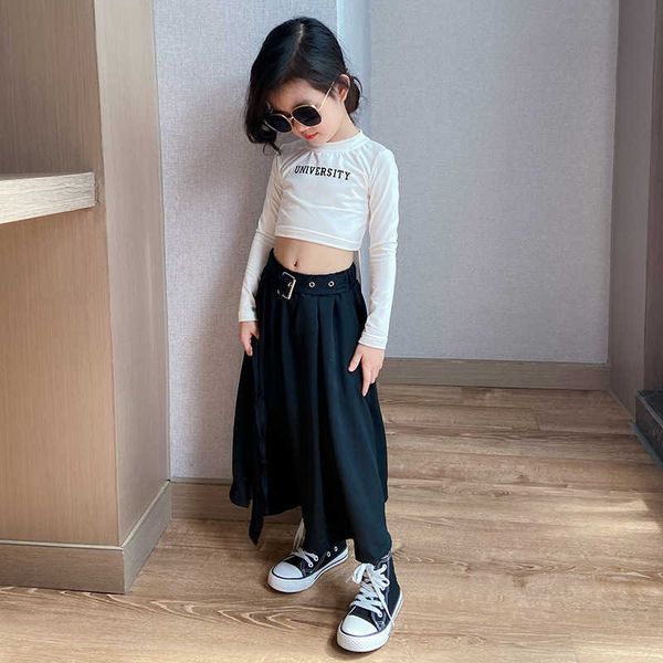 Gonne Coreano Streetwear Gonna longuette in chiffon nero Fessura Irregolare Vita alta Neonate Abbigliamento per bambini Spettacolo di feste Gonne lunghe da 3 a 12 anni T230301