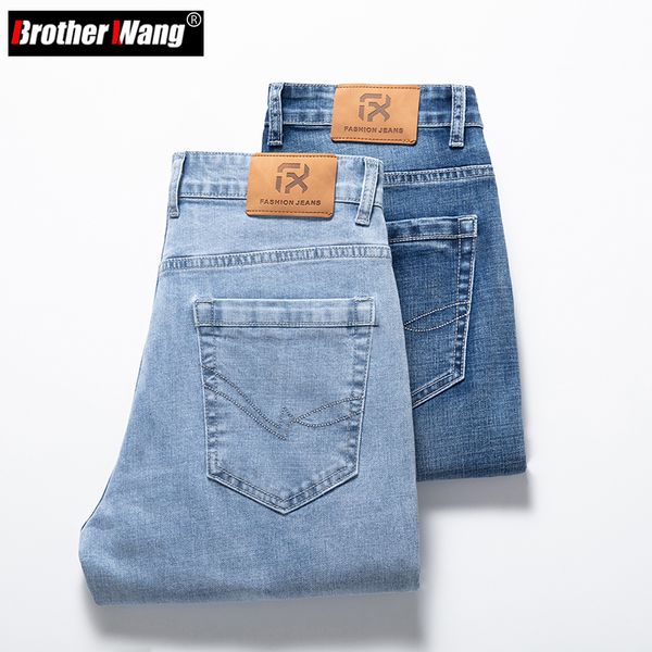 Jeans masculinos Autumn Autumn Retro Blue Regular Jeans Anti-roubo Design de bolso Denim Alongamento calça reta de perna masculina Brand calças 230302