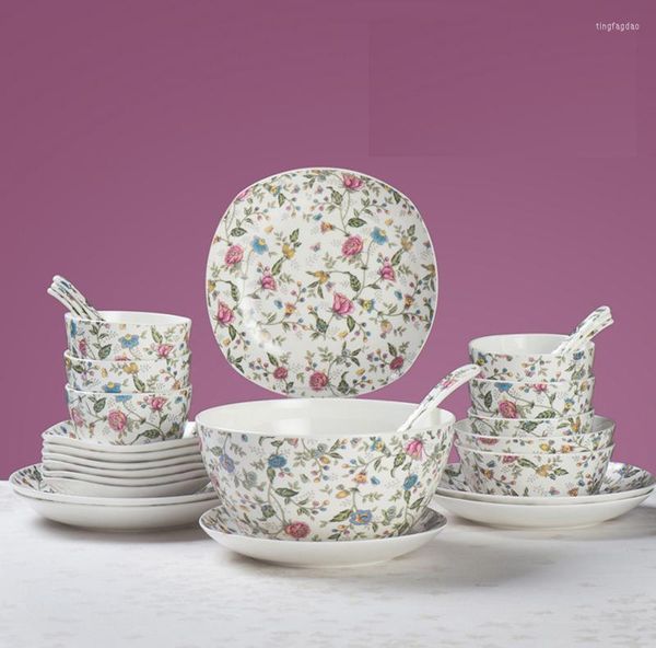 Conjuntos de utensílios de jantar 28pcs Definir ossos finos China Square Design Placas de porcelana e pratos de pilhas de prato de palha de cerâmica colher