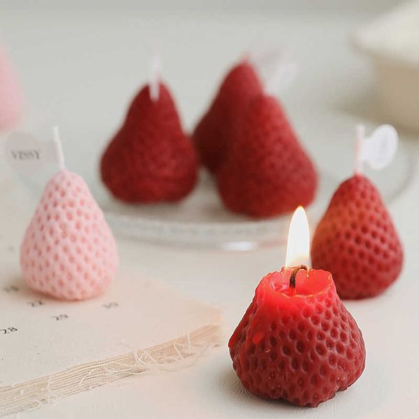 1PC/4PCS DIY Strawberry parafina Cera aromaterapia com aromaterapia Candly Red Rosa para o presente de casamento do Dia dos Namorados R230302