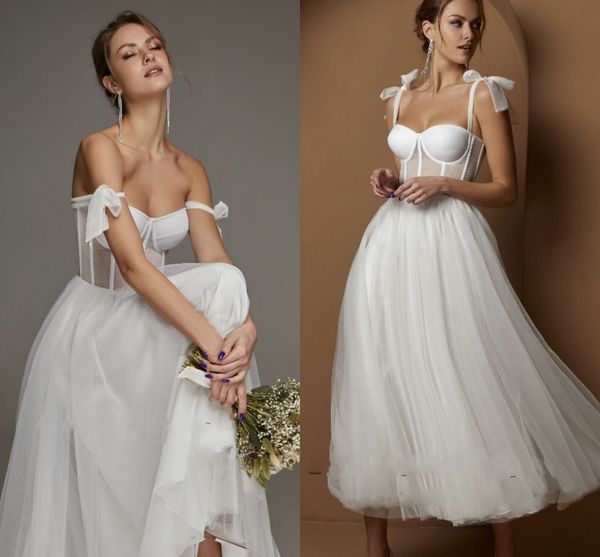 Kurzes Hochzeitskleid 2023 Modern Boning Spaghettibügel A-Linie Teelänge Tüll Weißes Brautkleid Vestido de Noiva Curto
