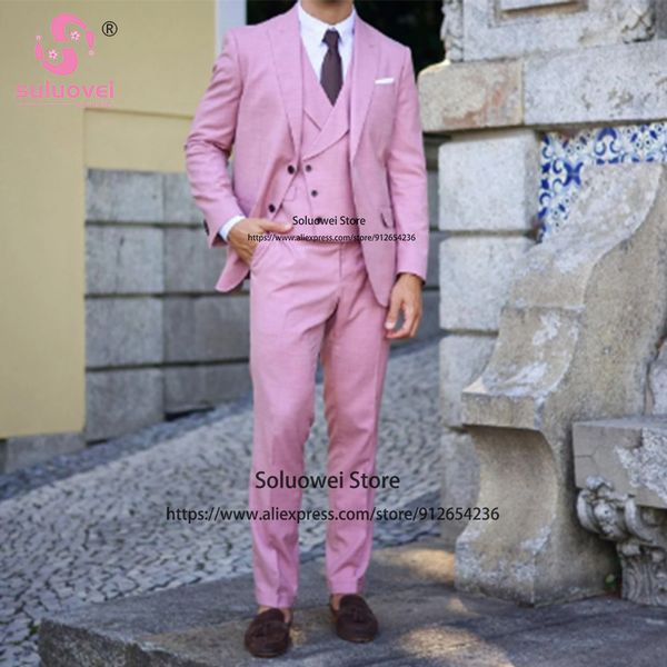 Abiti da uomo Blazer Moda Abiti da sposa slim fit rosa per uomo Giacca formale 3 pezzi Gilet Pantaloni Set Business Blazer Prom Smoking con risvolto con risvolto 230303