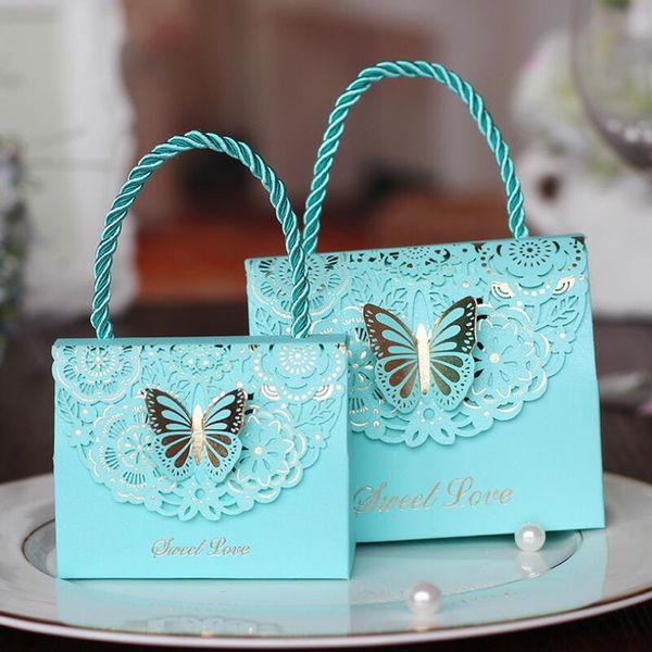 Hediye sargısı 20pcs/lot Yüksek kaliteli oyulmuş kelebek çiçek el çantası şeker kutuları katlan düğün taşınabilir kutu parti lehine dekorasyon kayması