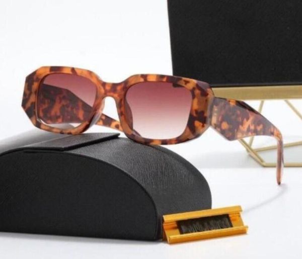 Óculos de sol designers Óculos de luxo clássicos óculos de óculos de praia ao ar livre para homem Mix Mix Color Corcional Triangular Signature com caixa