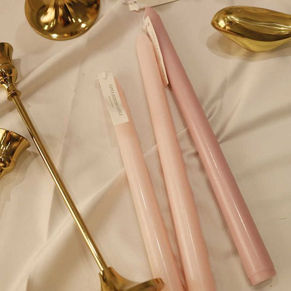 Duftkerze im Großhandel für Hochzeitsbankett, hohe Spitze, 25 cm langer Stab, Duftkerze für das Abendessen, romantische lila Kerzen für den Innenbereich