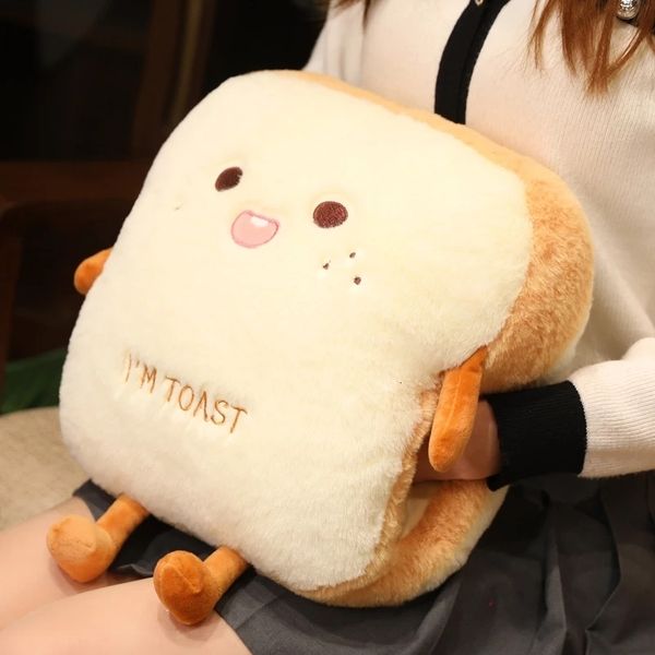 Dolls de pelúcia Kawaii Princh Toast Breadhrow Pillow Bote Simulation Food Dog Doll Doll Hand Pillow Almofada Hom para menino Garoto de menino 230303