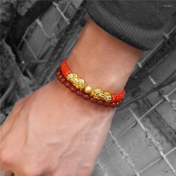 Strand Feng Shui Red Stone Beads Bracciale Uomo Donna Filo intrecciato Corda Braccialetti fortunati Buddha d'oro Pixiu Amuleto Ricchezza Guarigione Bracciali