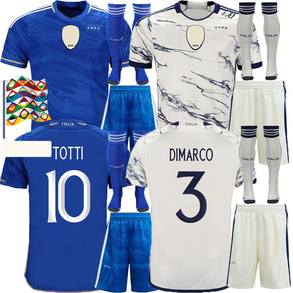 2023 Italien Fußballtrikots Fans Version Maglie da Calcio TOTTI VERRATTI CHIESA Trainingsanzug Italien Fußball T LORENZO Männer Set Kit Uniform Pro Spiel mit Socken