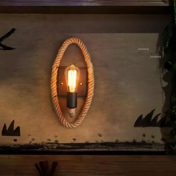Lampada da parete Nordic LED Light Iron Sconce Camera da letto Comodino Sala da pranzo Apparecchio da bar Applique decorative Luci