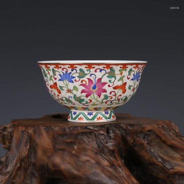 Ciotole Famille Rose Flower Bowl dell'Imperatore Qing Qianlong Riso in ceramica smaltata Porcellana antica