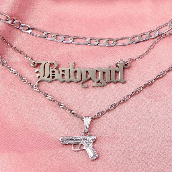 Cadeias JJfoucs Moda Collo de letra de letra babygirl de prata para mulheres Multilayer Metal Pistol Charkar