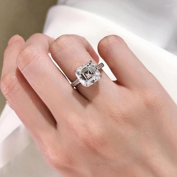 Anéis de casamento itens de jóias Anel romântico Micro Pave Acessórios Crystal Feminino de alta qualidade de moda de alta qualidade Desgaste diário