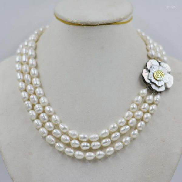 Klassische Halsband-Halskette! 3 Reihen 7–8 mm große natürliche weiße Reiskorn-Perlenkette, 45,7–55,9 cm