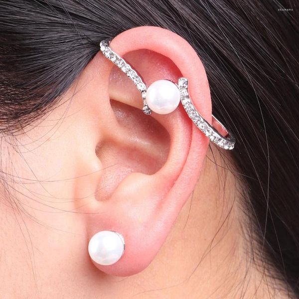 Sırtlar Küpe Kadın Punk Alaşımlı Rhinestone Piercing klipsi Simüle edilmiş İnci Kulak Kuffet